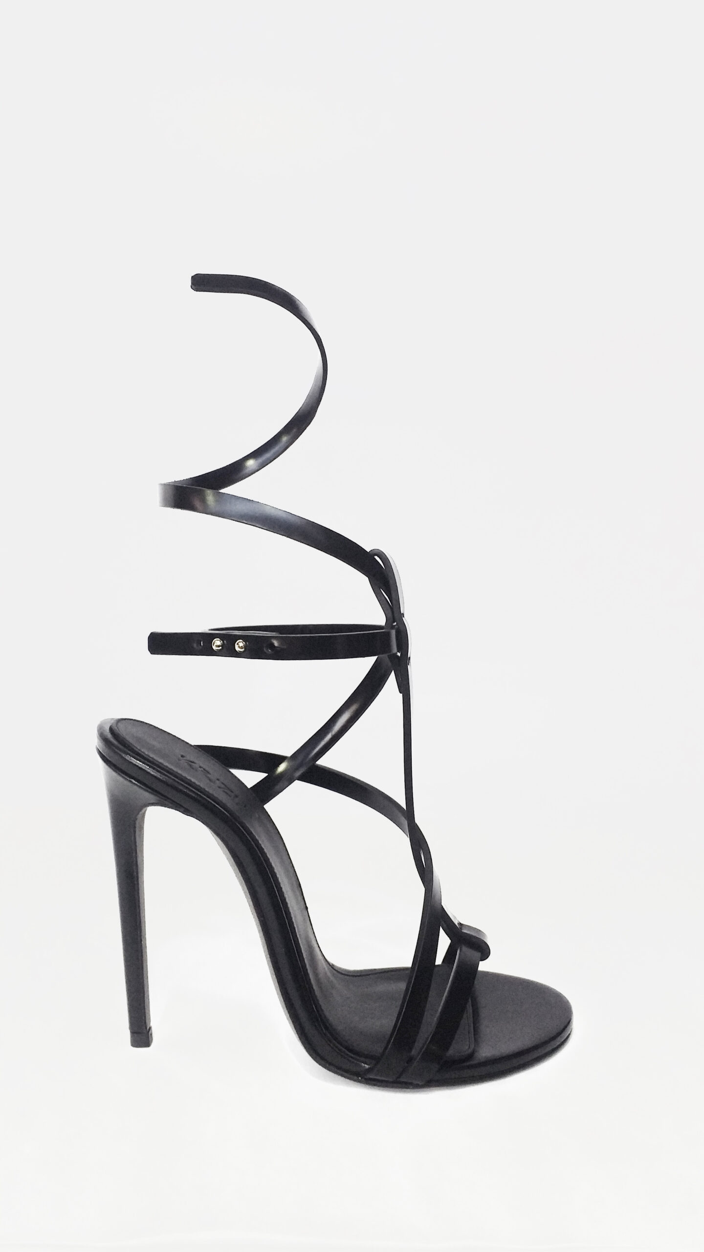 KRIZIA self supported leather swirl