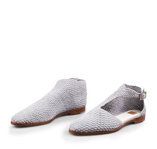 ZOE LEE soft hand woven upper