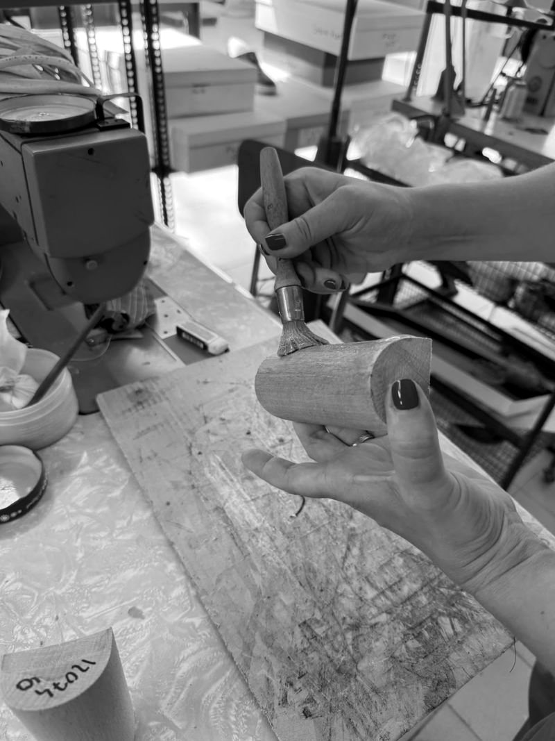 Shaping a heel at the workbench